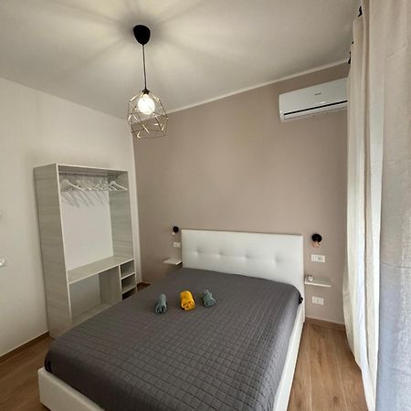 Perni Rooms Palermo Buitenkant foto