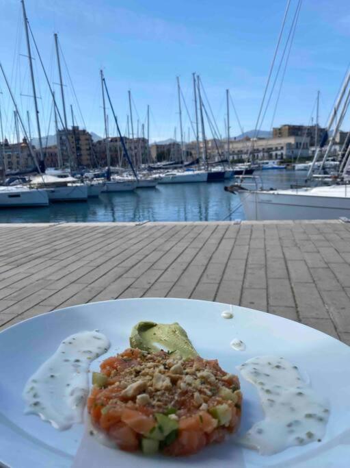 Perni Rooms Palermo Buitenkant foto