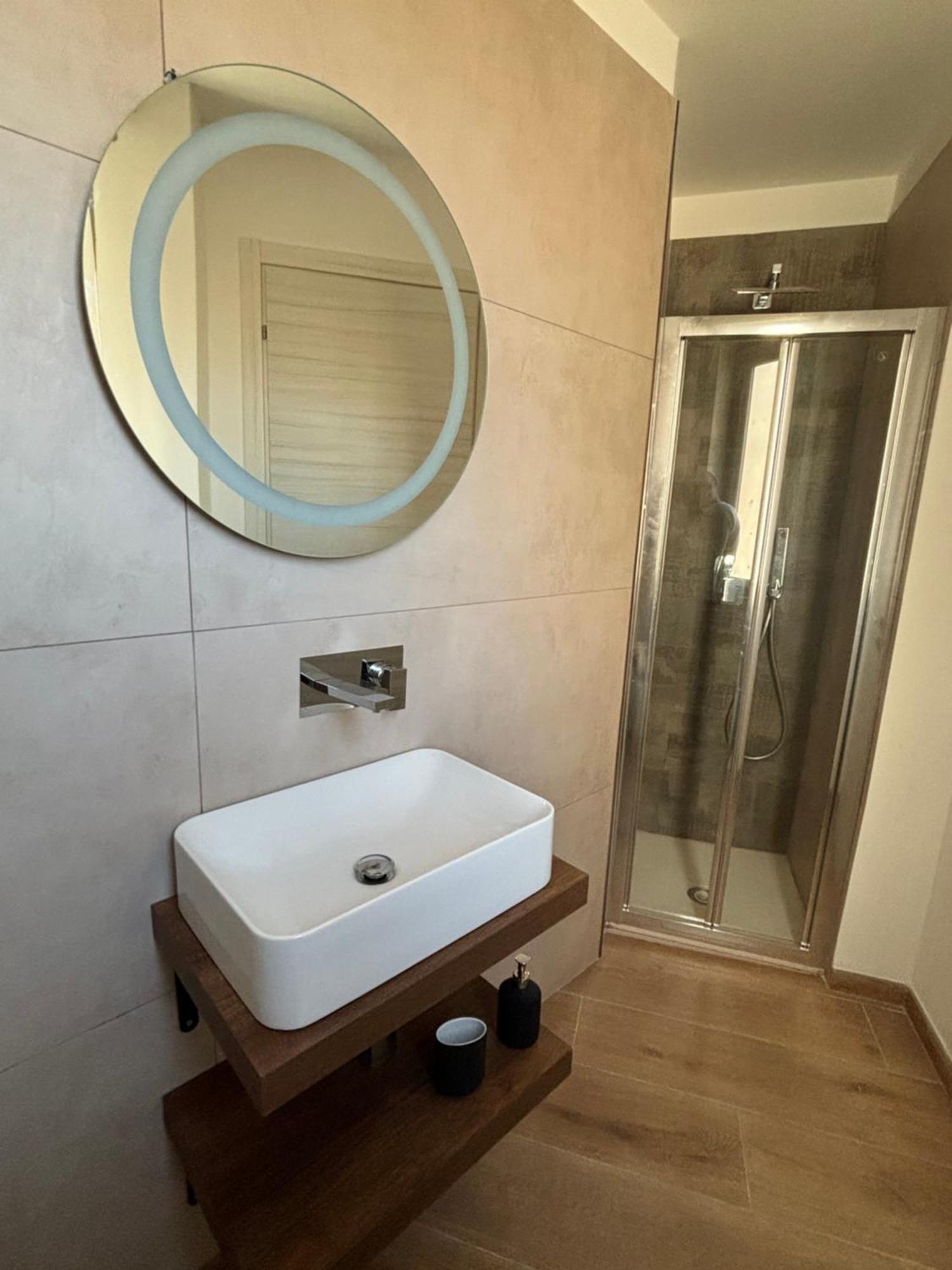 Perni Rooms Palermo Buitenkant foto